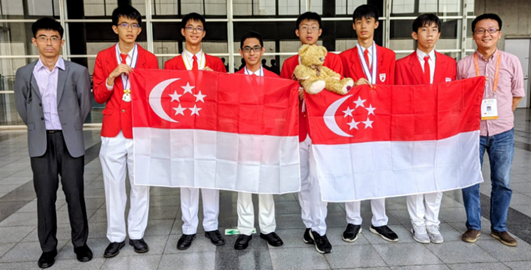 A group of people holding flags

Description automatically generated